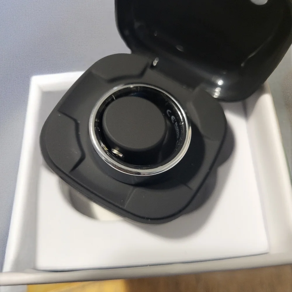 Smart Ring with Gold and Black Accents Size 7.5